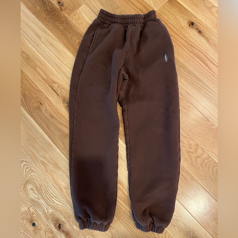 Comfrt Women’s Sweatpants Brown